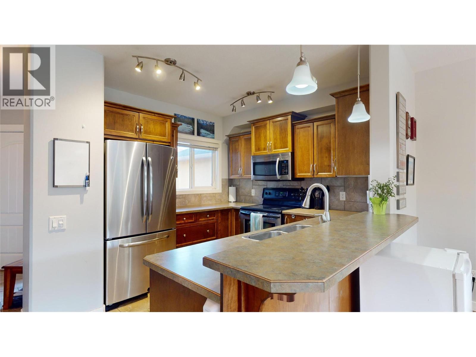 218 Glen Park Drive Unit# 21, Kelowna, British Columbia  V1V 2W3 - Photo 3 - 10390560