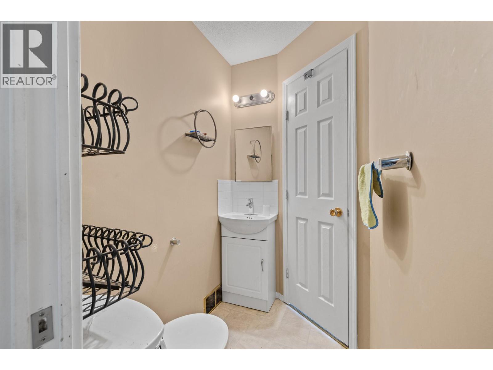 575 Dell Road, Kelowna, British Columbia  V1X 3P7 - Photo 14 - 10388984