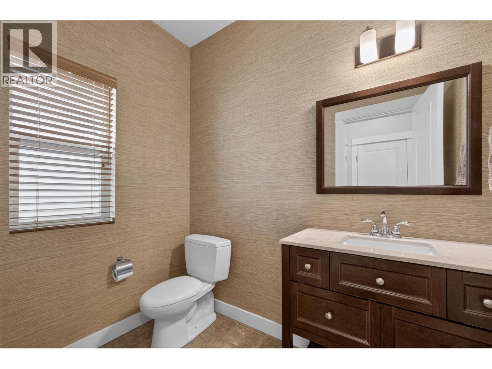 2054 Elkridge Drive, West Kelowna, British Columbia  V4T 3K1 - Photo 32 - 10389708