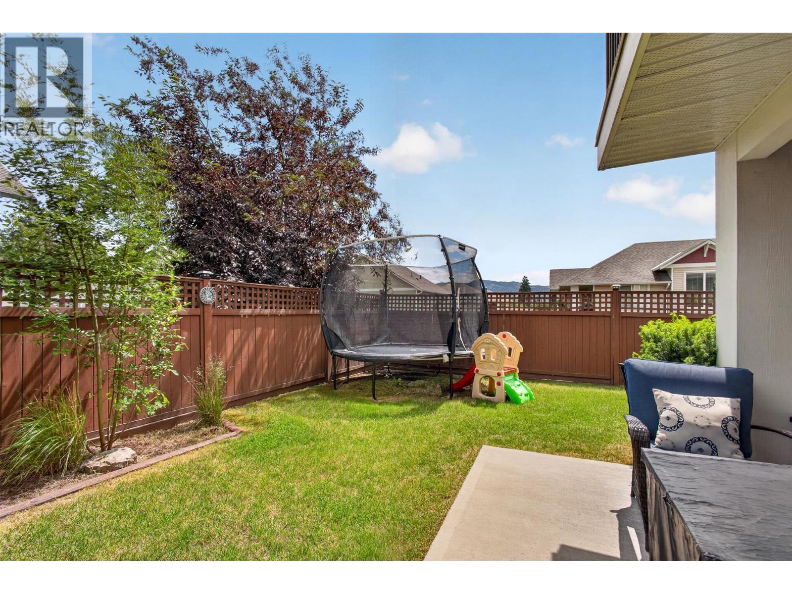 2054 Elkridge Drive, West Kelowna, British Columbia  V4T 3K1 - Photo 37 - 10389708