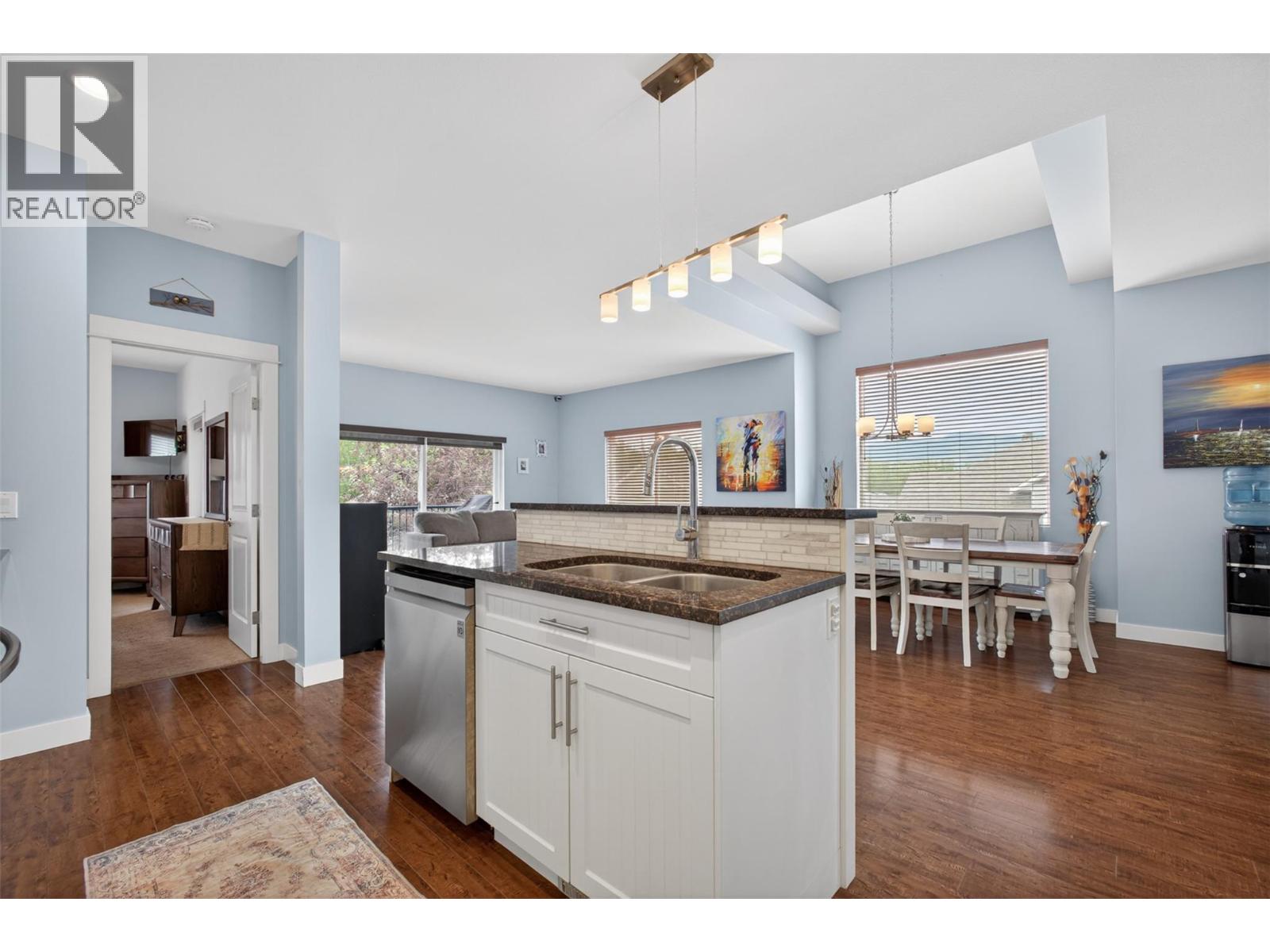 2054 Elkridge Drive, West Kelowna, British Columbia  V4T 3K1 - Photo 7 - 10389708