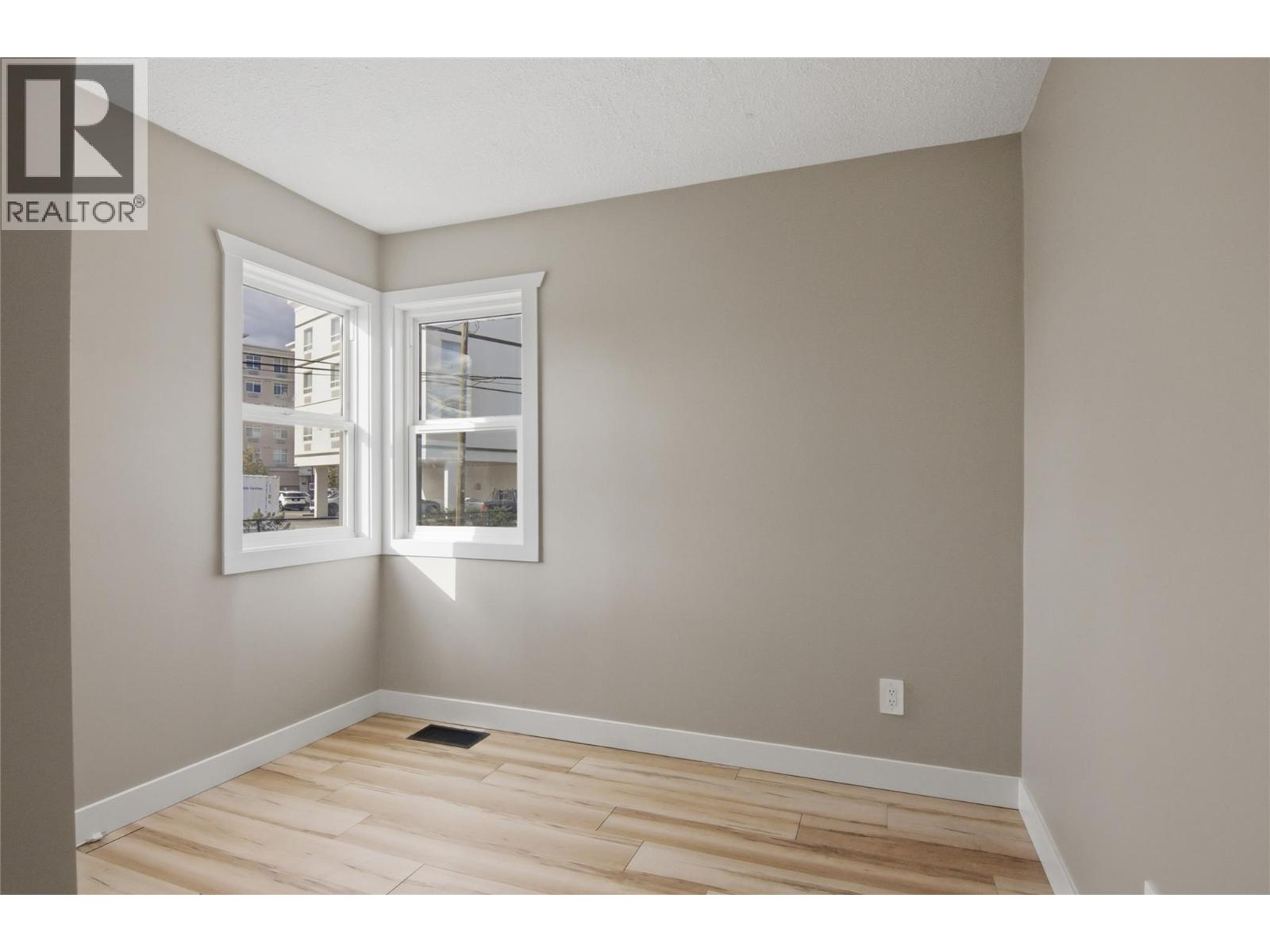 121 Willow Street, Kamloops, British Columbia  V2B 4C6 - Photo 28 - 10391207