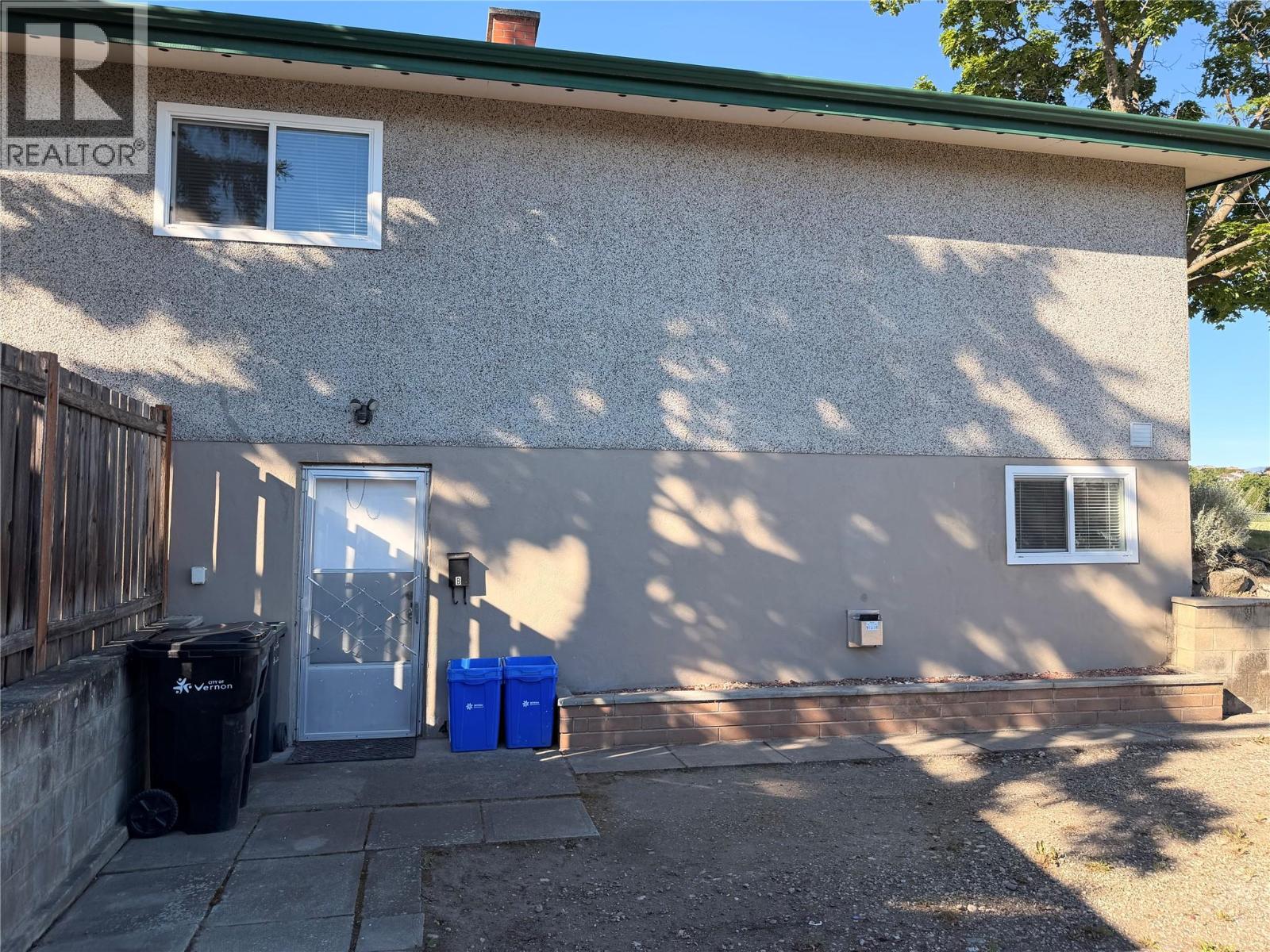 1601 37th Street, Vernon, British Columbia  V1T 6G2 - Photo 20 - 10391109