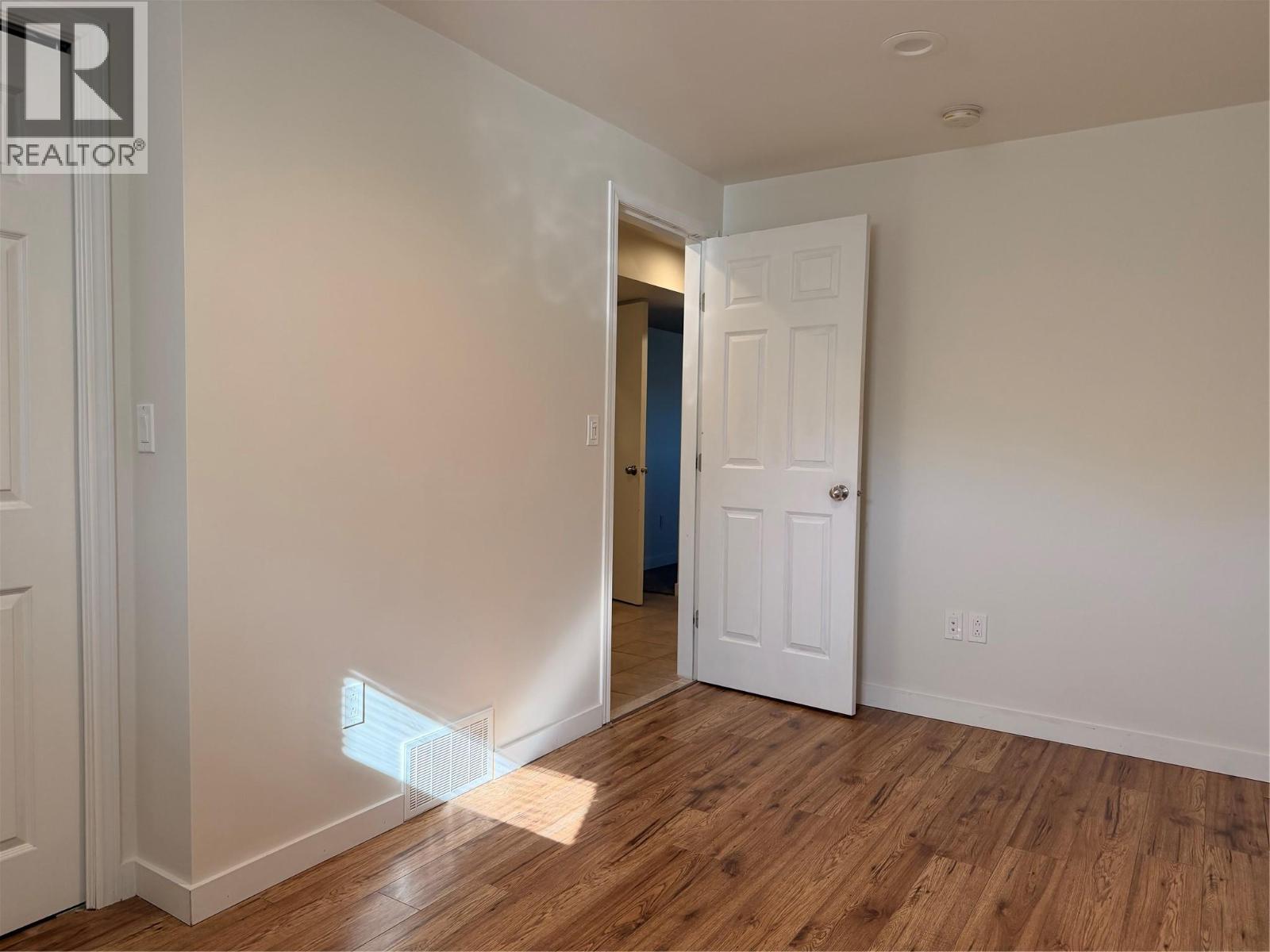 1601 37th Street, Vernon, British Columbia  V1T 6G2 - Photo 28 - 10391109