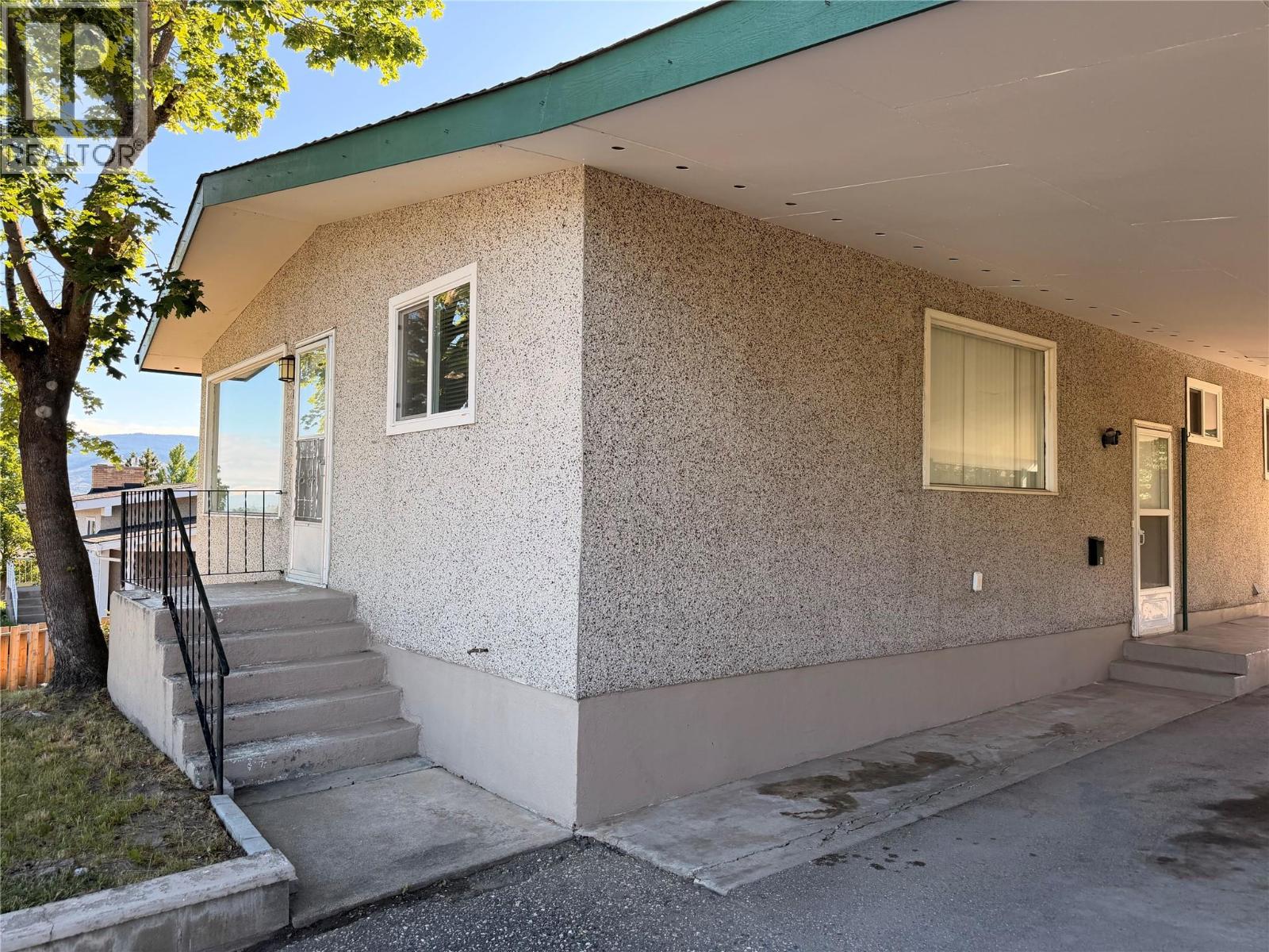 1601 37th Street, Vernon, British Columbia  V1T 6G2 - Photo 34 - 10391109