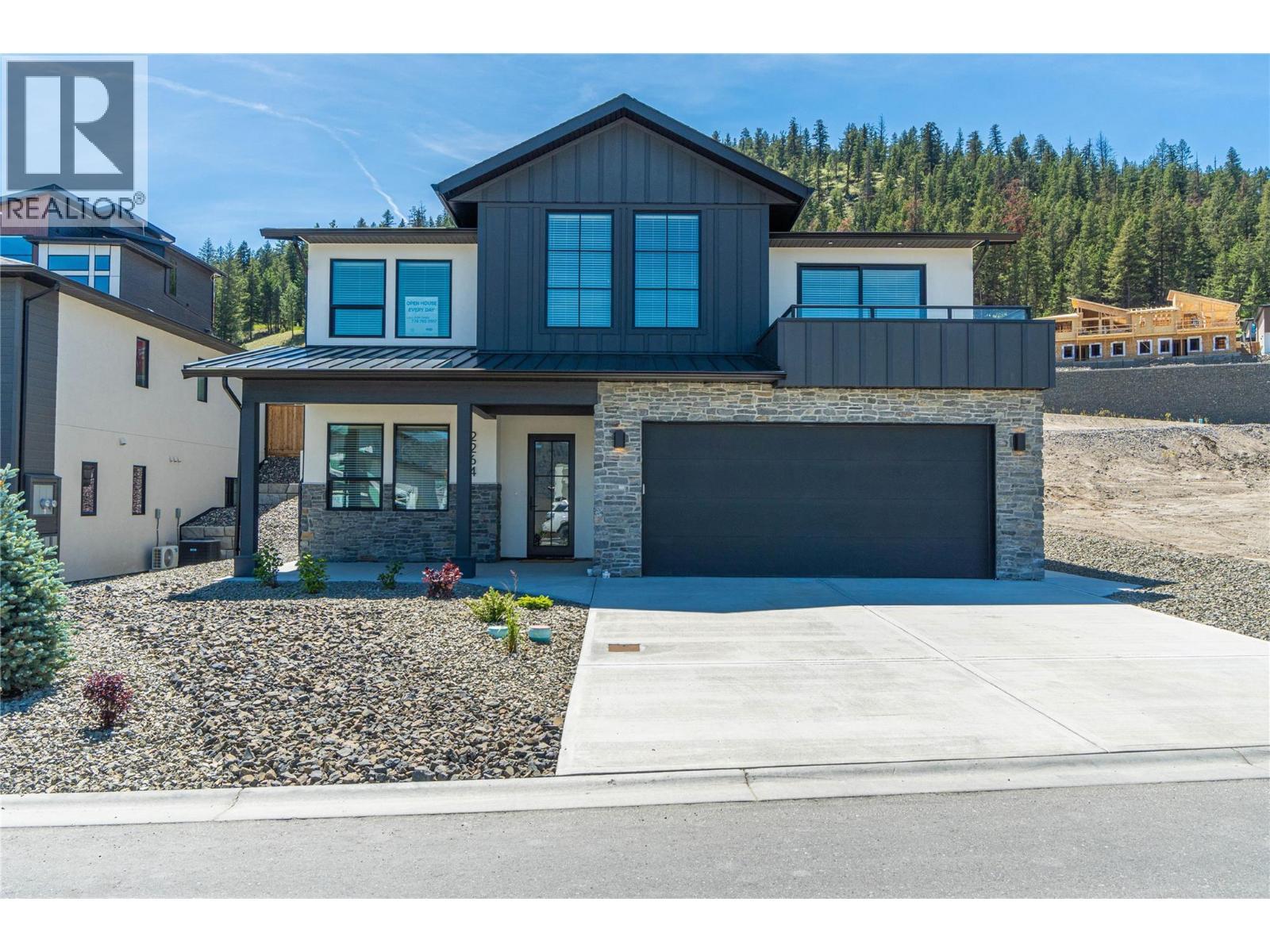 2264 Coldwater Drive, kamloops, British Columbia