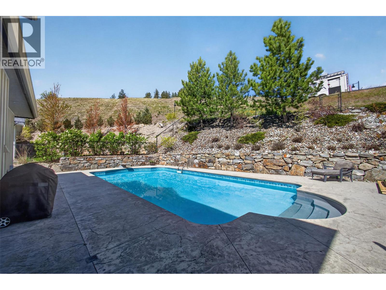 1996 Twin Ridge Court, Kelowna, British Columbia  V1V 2X8 - Photo 28 - 10391003