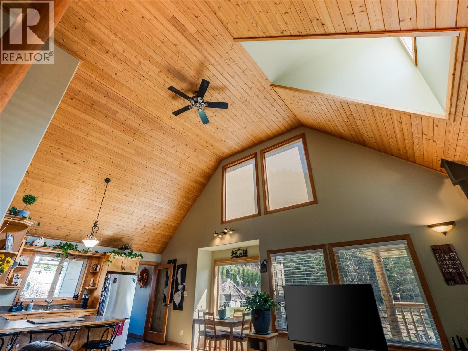 955 Cedar Brae Road, Glade, British Columbia  V1N 4R5 - Photo 21 - 10390894