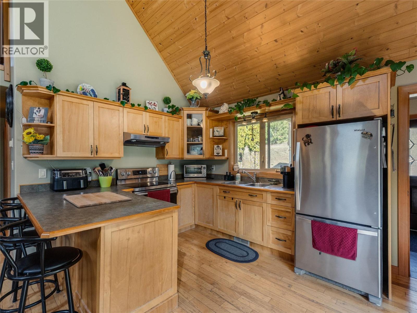 955 Cedar Brae Road, Glade, British Columbia  V1N 4R5 - Photo 24 - 10390894