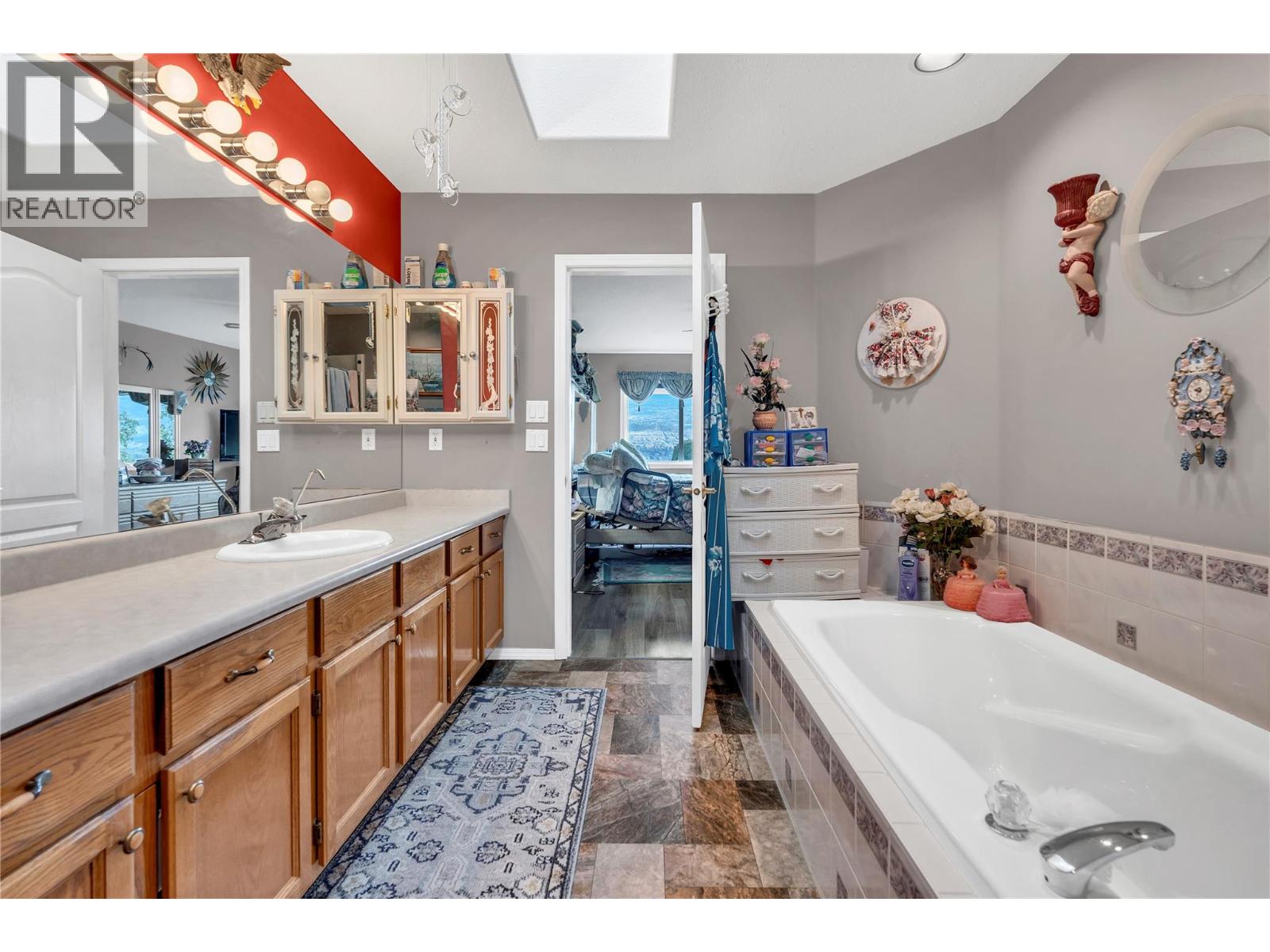 463 Ridge Road, Penticton, British Columbia  V2A 8N7 - Photo 18 - 10388723
