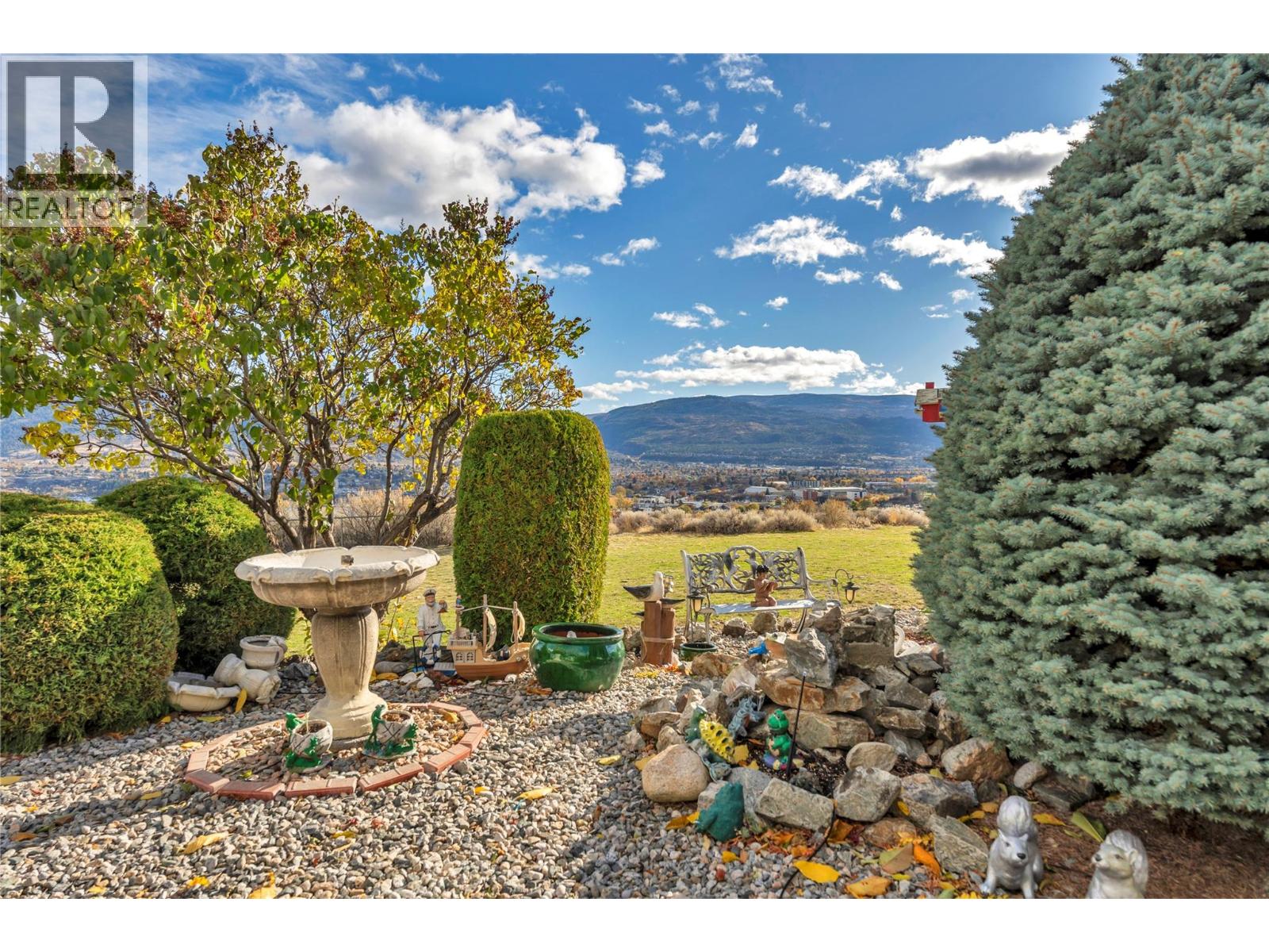 463 Ridge Road, Penticton, British Columbia  V2A 8N7 - Photo 9 - 10388723