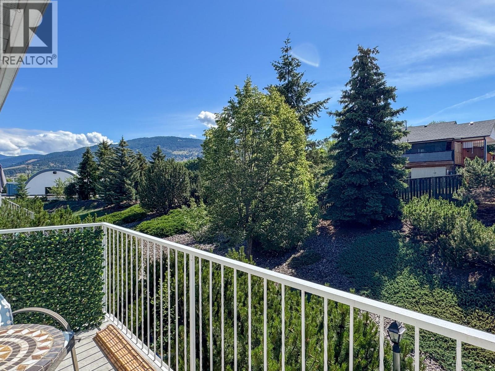 1047 Middleton Way Unit# 213, Vernon, British Columbia  V1B 2N3 - Photo 4 - 10391122