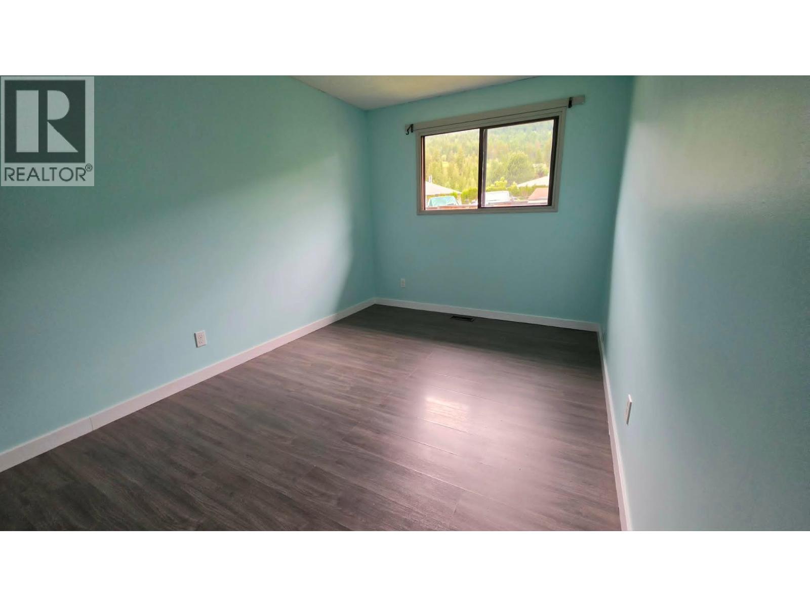 2651 Balsam Lane, Lumby, British Columbia  V0E 2G5 - Photo 11 - 10391082