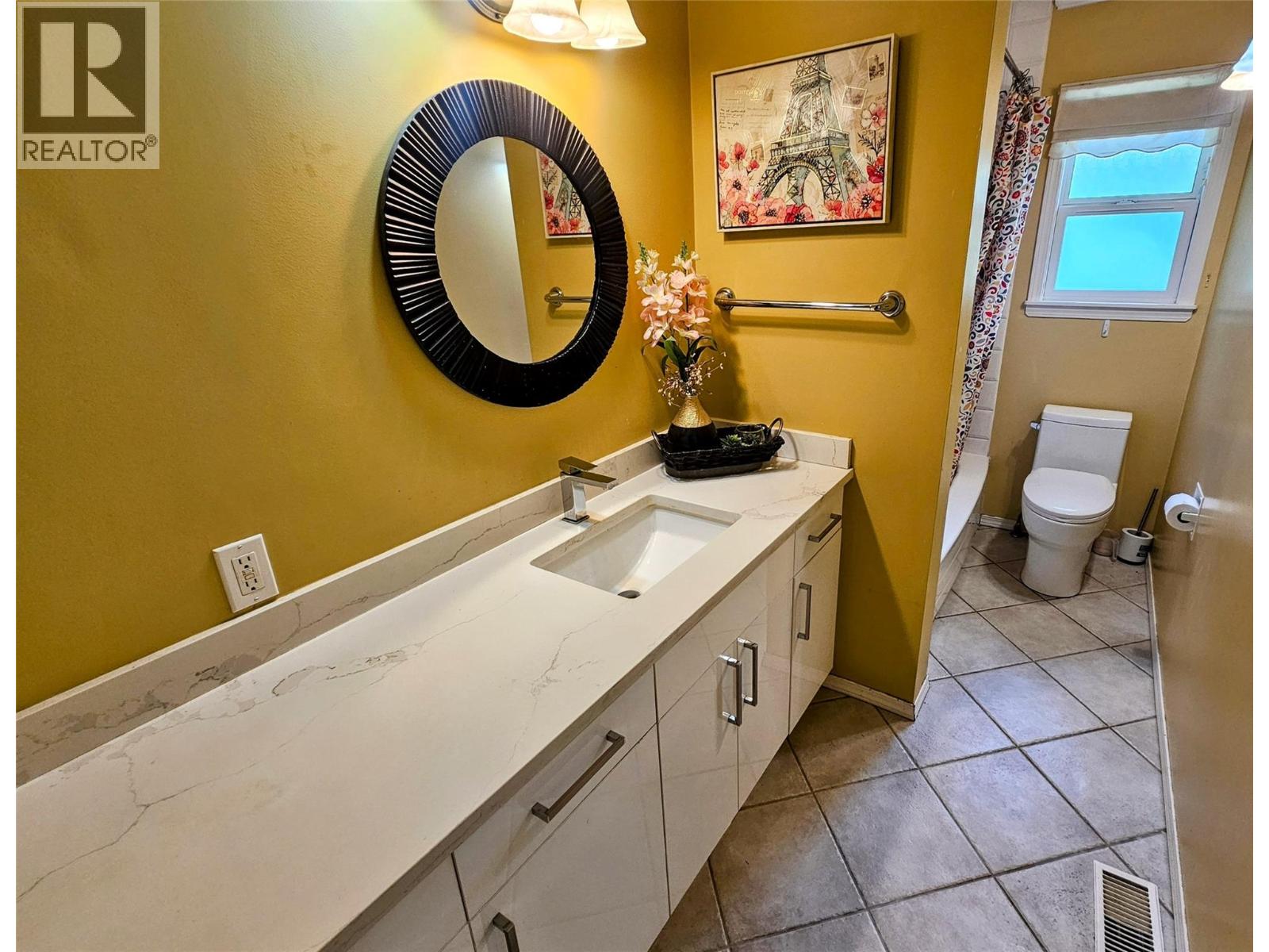 837 9th Street, Montrose, British Columbia  V0G 1P0 - Photo 17 - 10390920