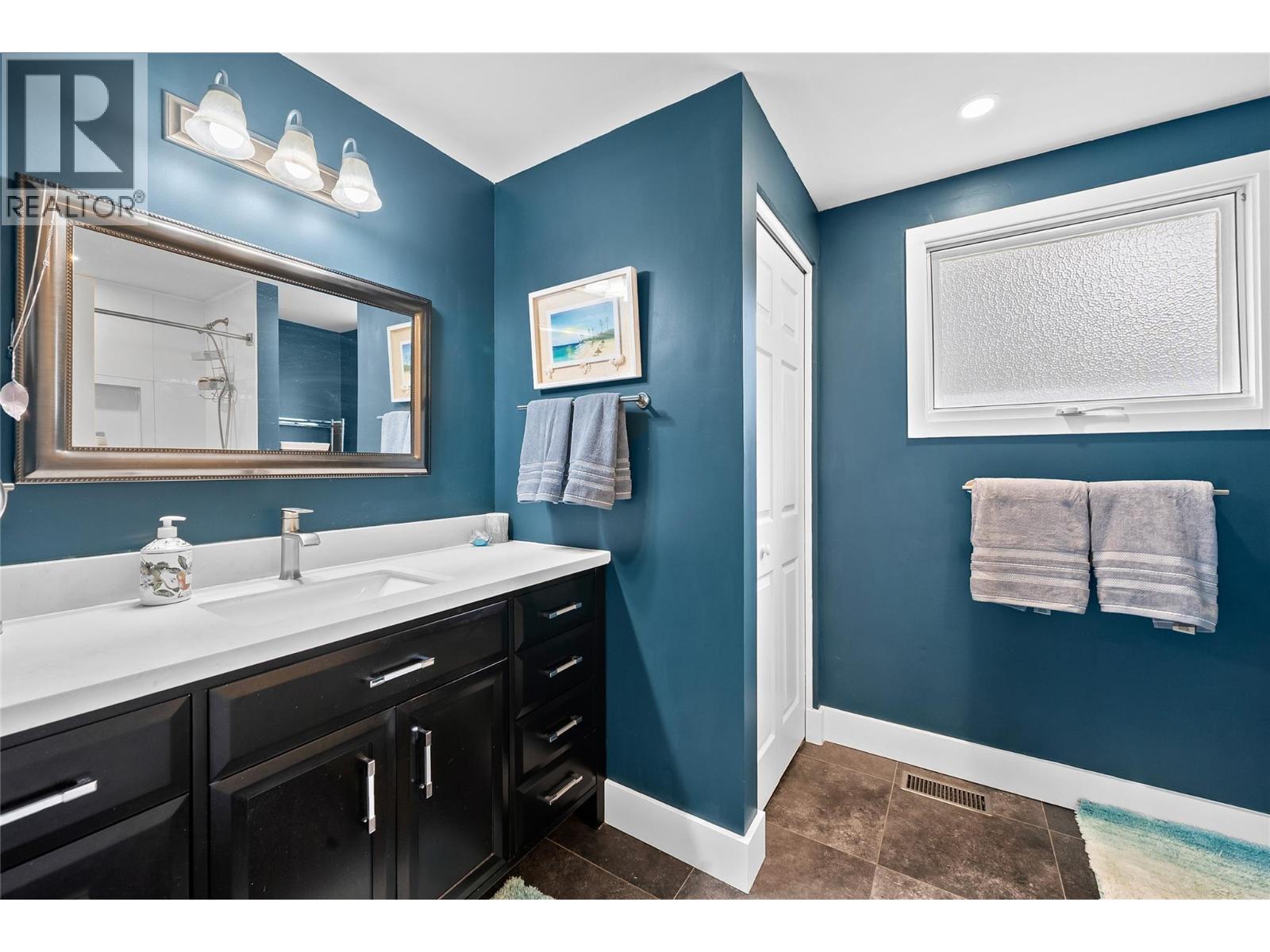 2440 Sunrise Boulevard, Sorrento, British Columbia  V0E 2W2 - Photo 20 - 10390501