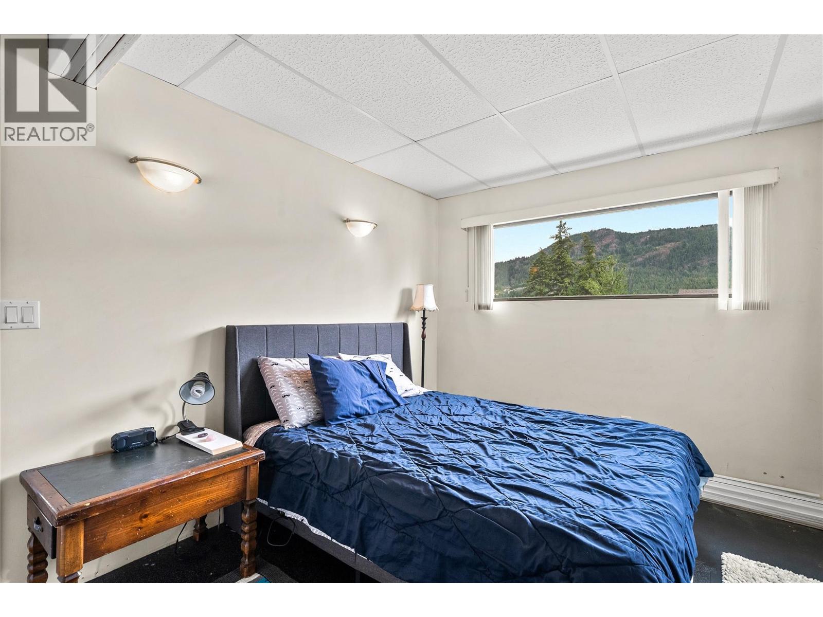 2440 Sunrise Boulevard, Sorrento, British Columbia  V0E 2W2 - Photo 24 - 10390501