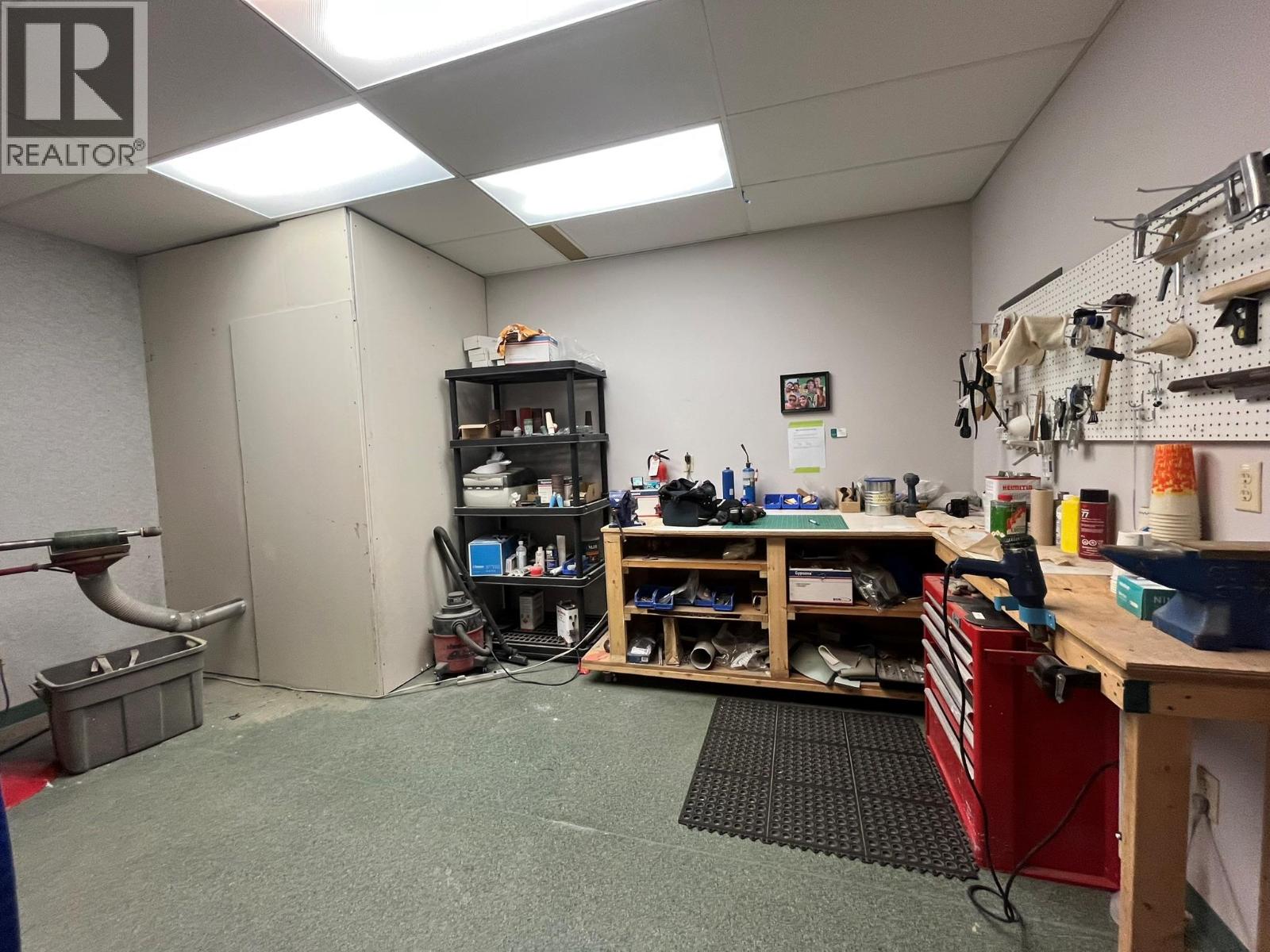 1127 4th Street, Castlegar, British Columbia  V1N 2A8 - Photo 60 - 10390936