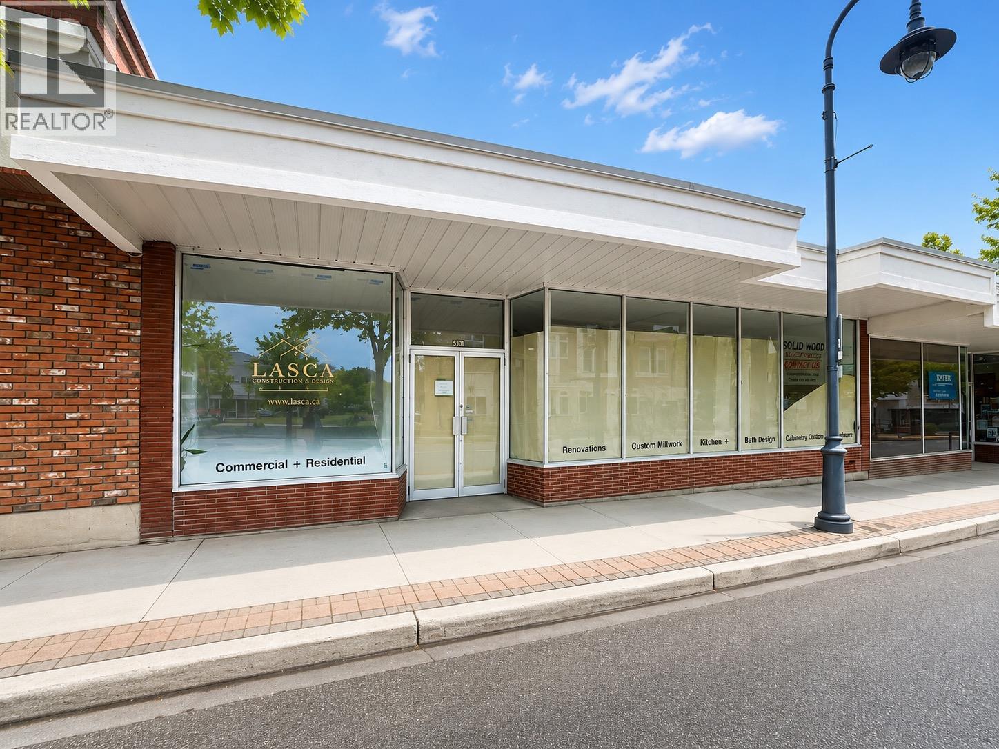 331 COLUMBIA Avenue, castlegar, British Columbia