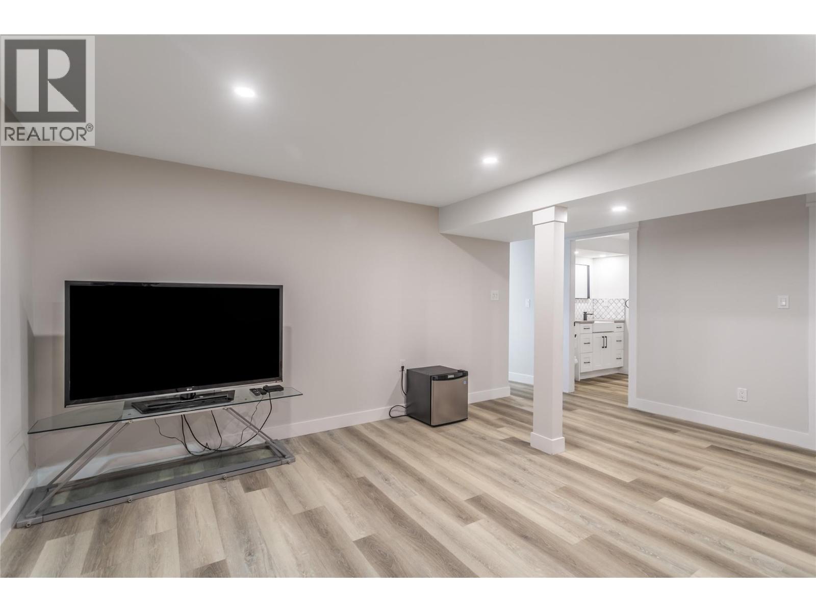 1559 Duncan Court, Kelowna, British Columbia  V1P 1L2 - Photo 28 - 10390486