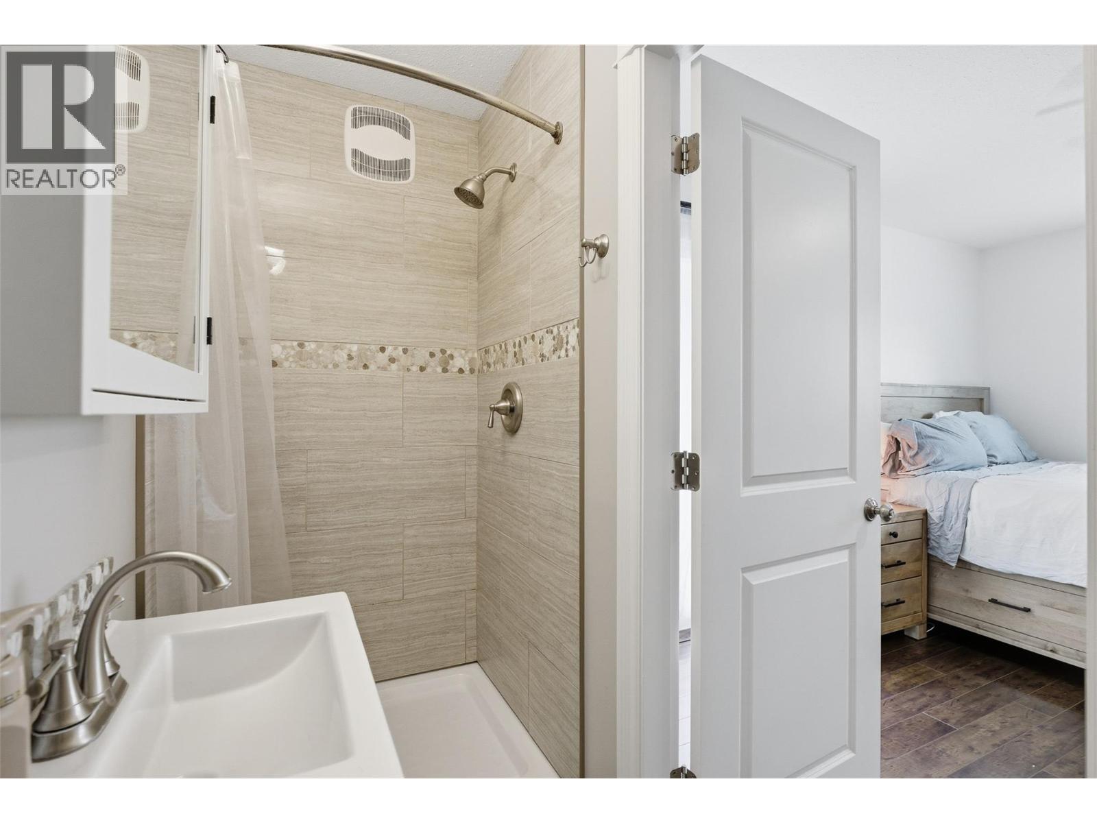 1867 Juniper Drive, Merritt, British Columbia  V1K 1J4 - Photo 77 - 10391205