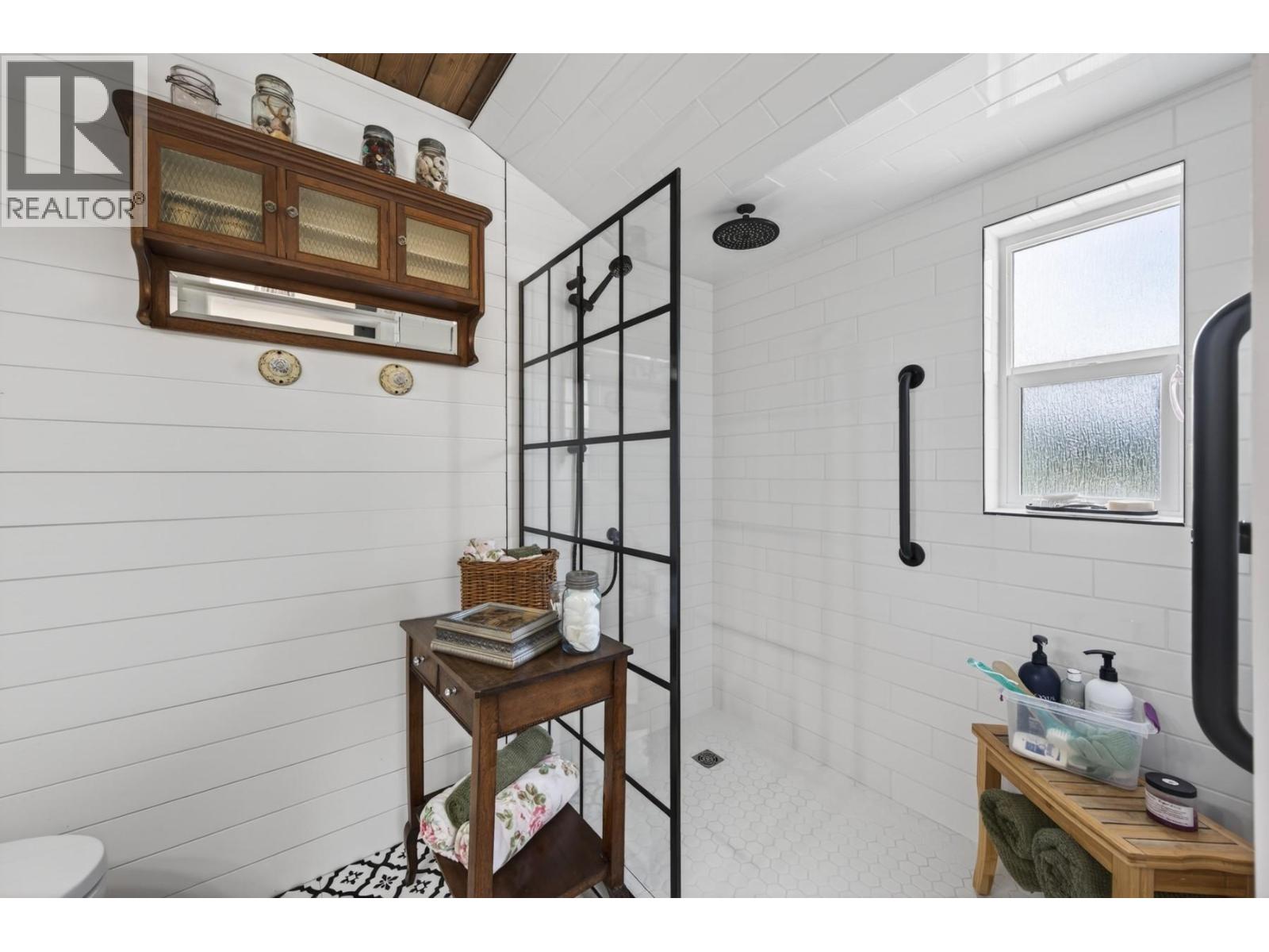 1373 Miller Road, Merritt, British Columbia  V1K 1N6 - Photo 26 - 10391167