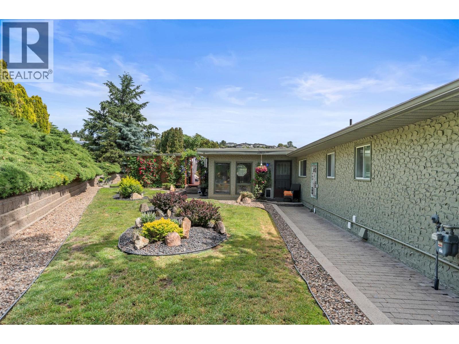 9015 Russet Drive, Coldstream, British Columbia  V1B 2B7 - Photo 96 - 10390919