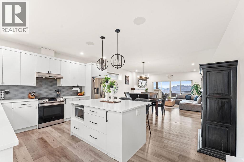 544 Edinburgh Court, Kamloops, British Columbia  V1S 0E6 - Photo 8 - 10391238