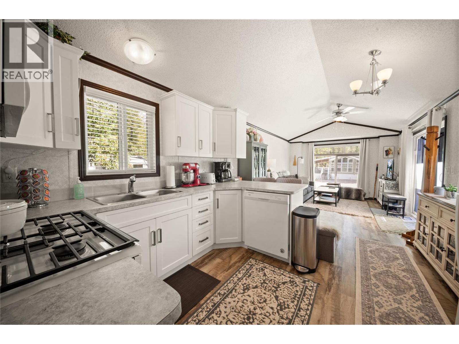 5478 93/95 Highway Unit# 3, Fairmont Hot Springs, British Columbia  V0B 1L2 - Photo 13 - 10391170