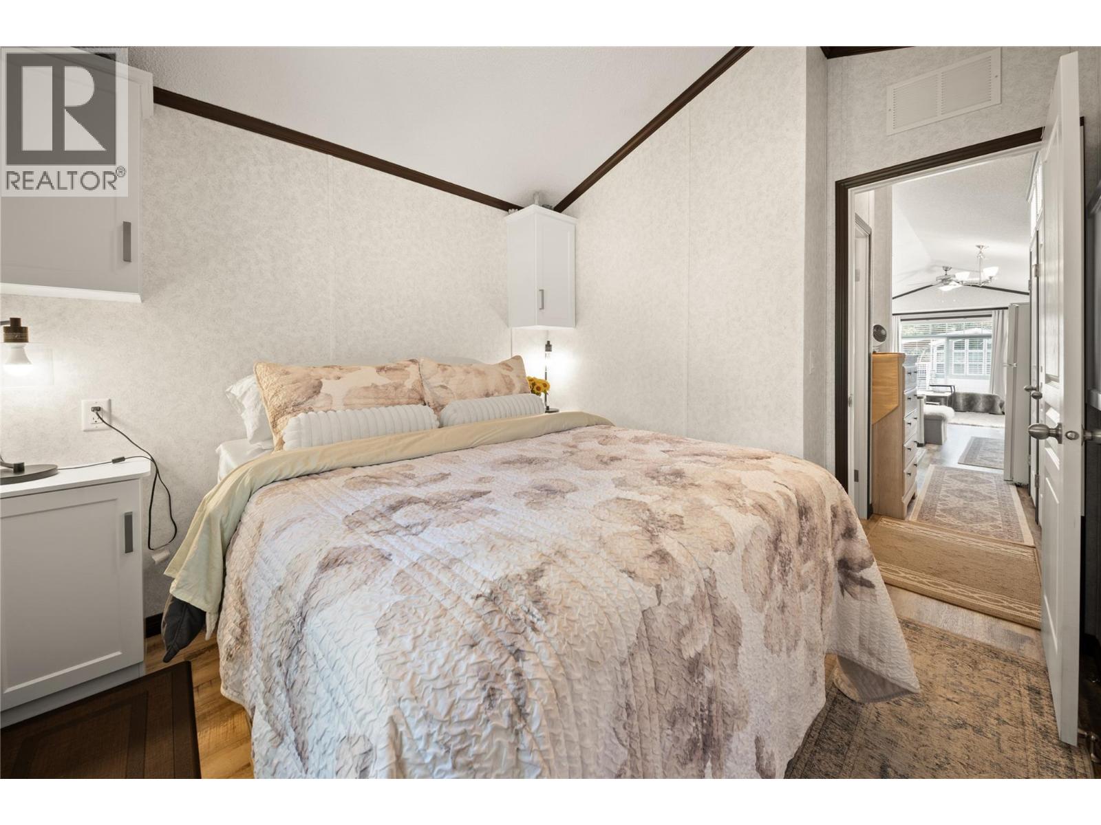 5478 93/95 Highway Unit# 3, Fairmont Hot Springs, British Columbia  V0B 1L2 - Photo 15 - 10391170
