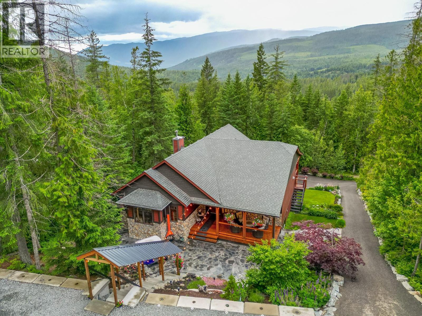 82 Walker Road, Enderby, British Columbia  V0E 1V5 - Photo 3 - 10390663