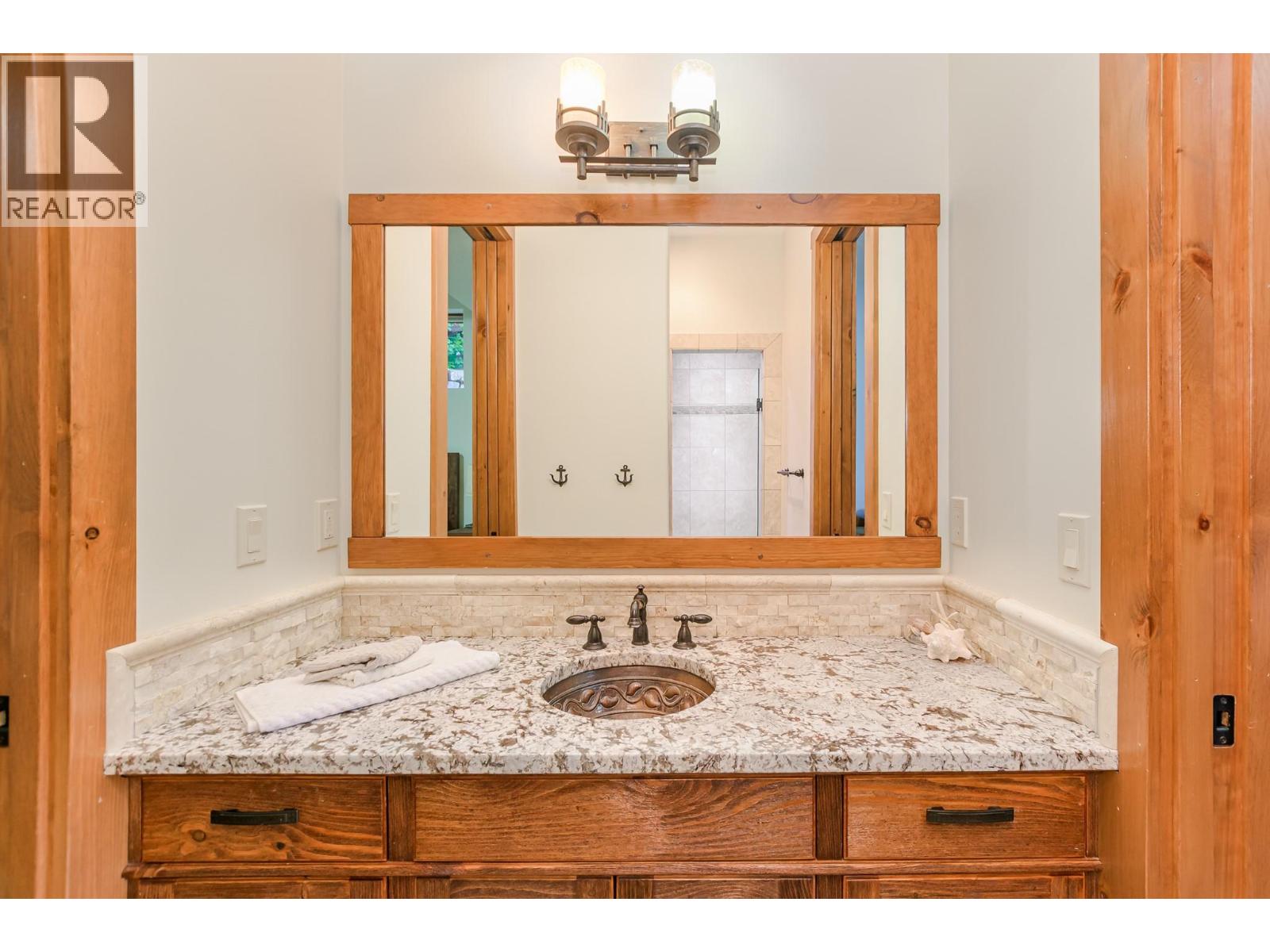 82 Walker Road, Enderby, British Columbia  V0E 1V5 - Photo 46 - 10390663