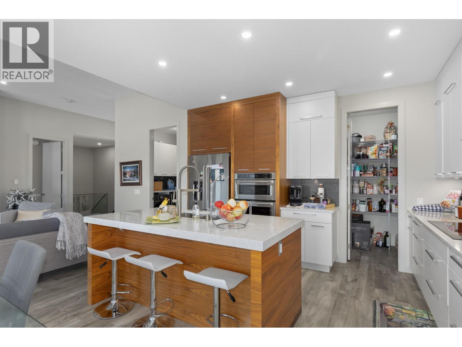 567 Acadia Street, Kelowna, British Columbia  V1V 0A8 - Photo 10 - 10391132