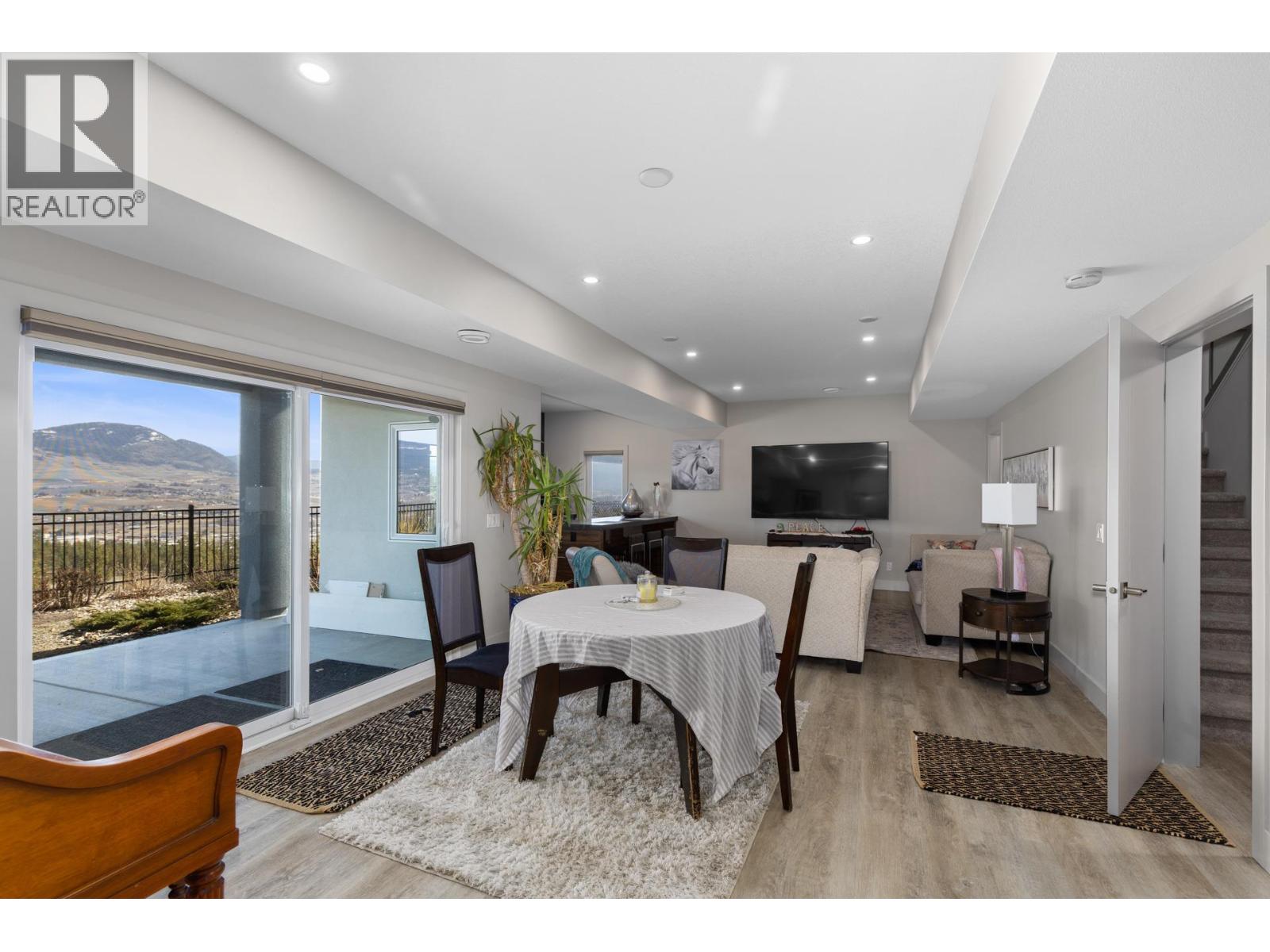 567 Acadia Street, Kelowna, British Columbia  V1V 0A8 - Photo 29 - 10391132