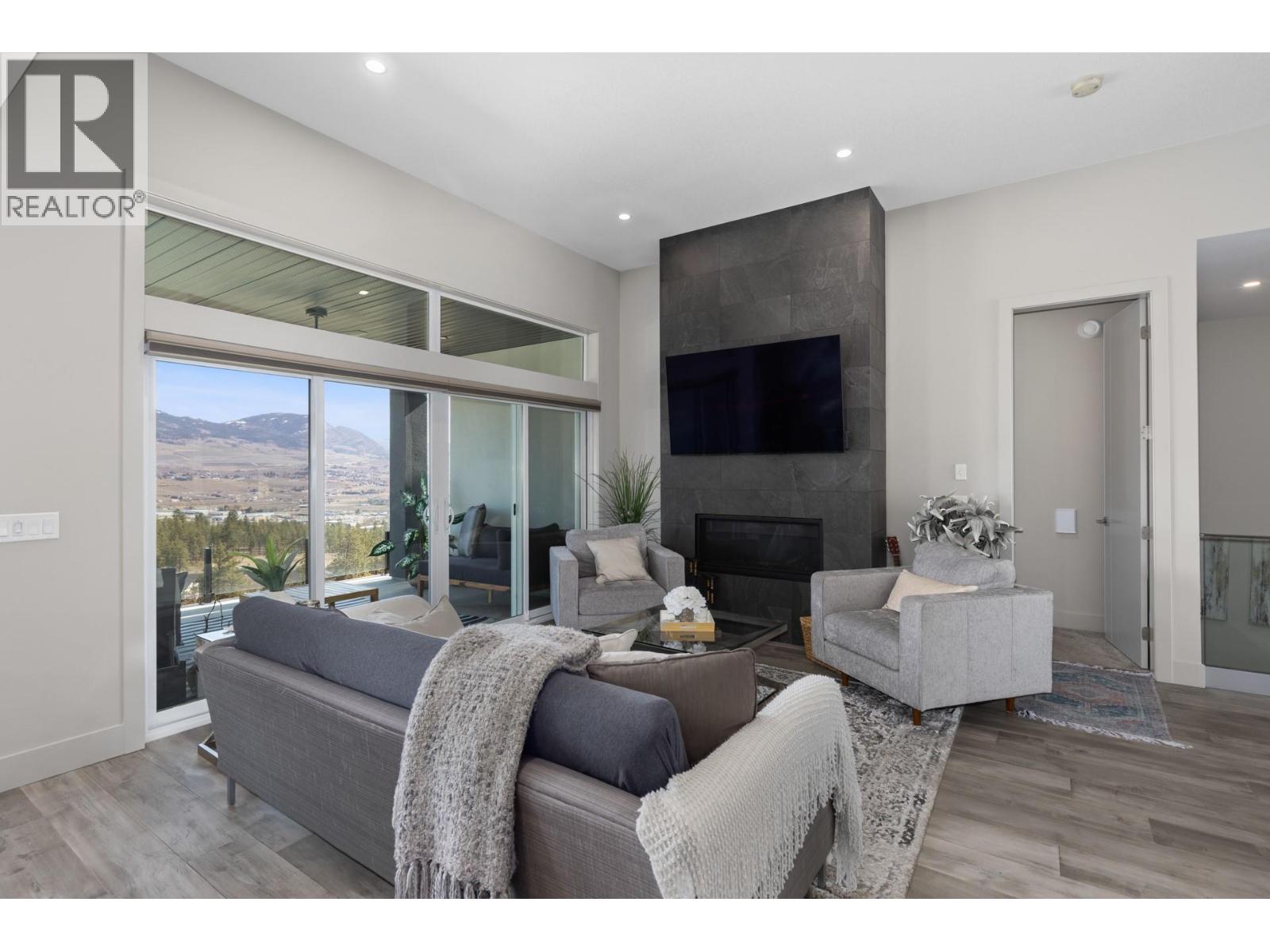 567 Acadia Street, Kelowna, British Columbia  V1V 0A8 - Photo 5 - 10391132