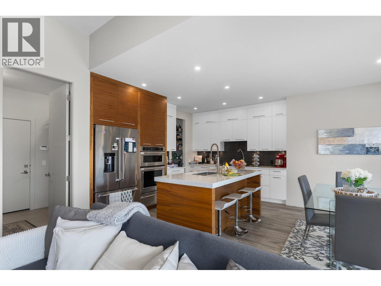 567 Acadia Street, Kelowna, British Columbia  V1V 0A8 - Photo 8 - 10391132
