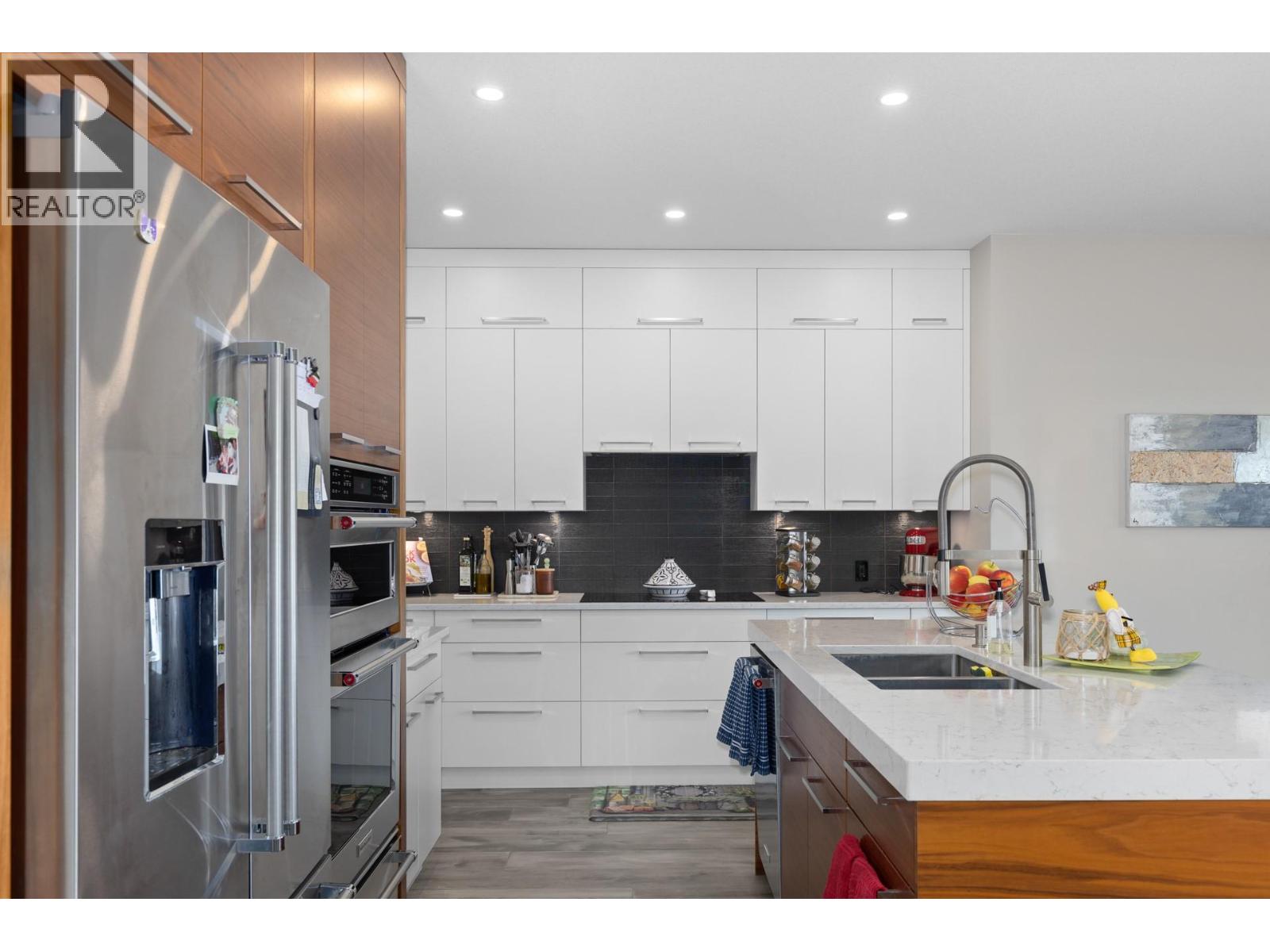567 Acadia Street, Kelowna, British Columbia  V1V 0A8 - Photo 9 - 10391132