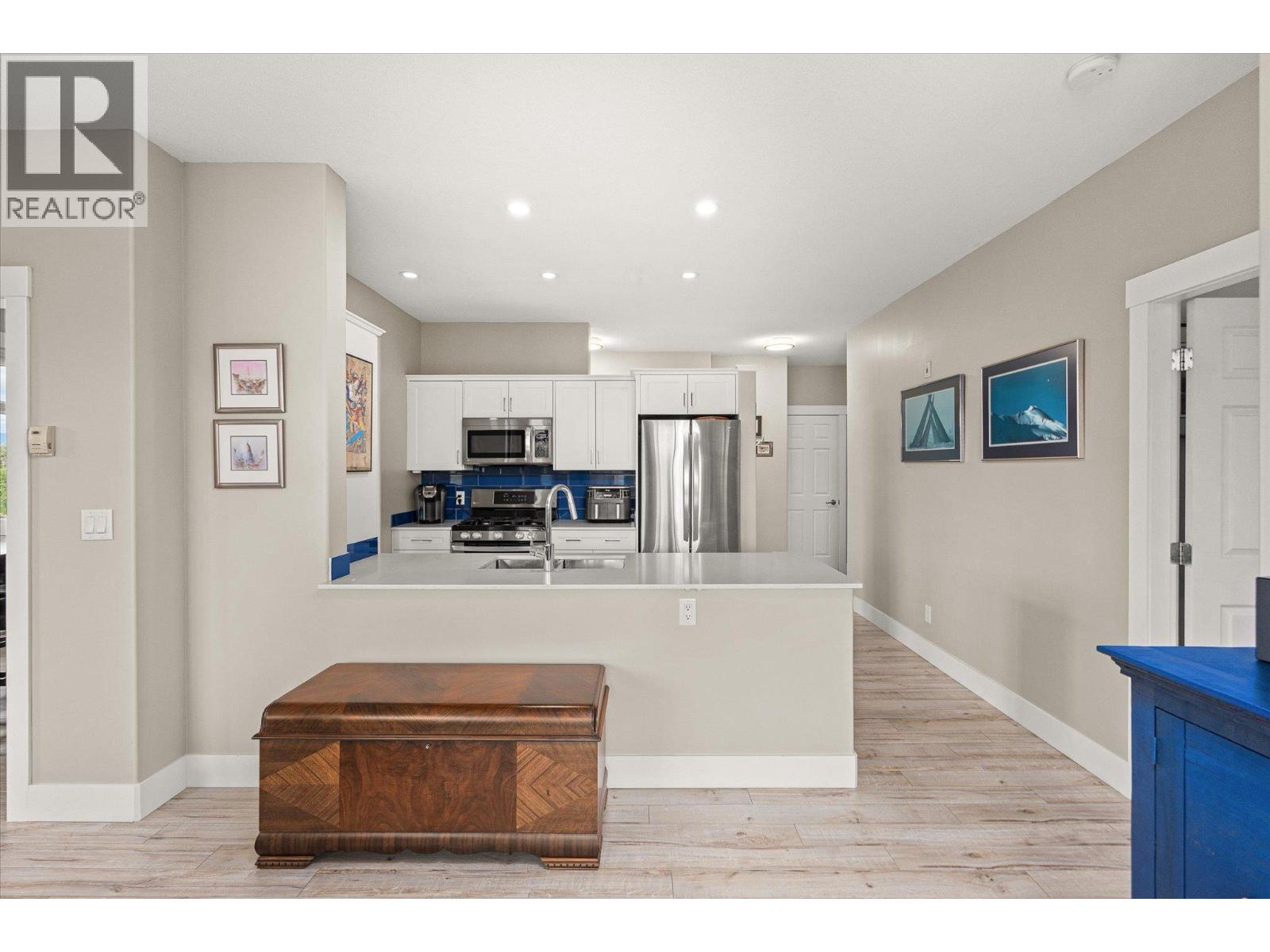 1235 Klo Road Unit# 302, Kelowna, British Columbia  V1W 3N7 - Photo 6 - 10390921