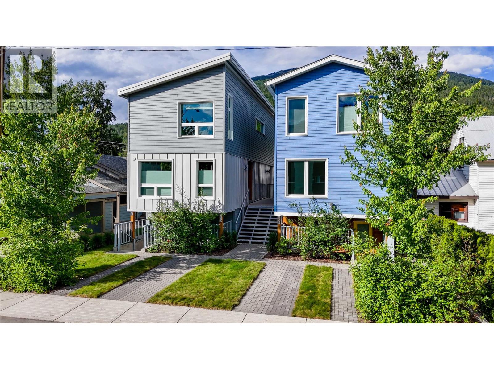 410 Fourth Street W, revelstoke, British Columbia