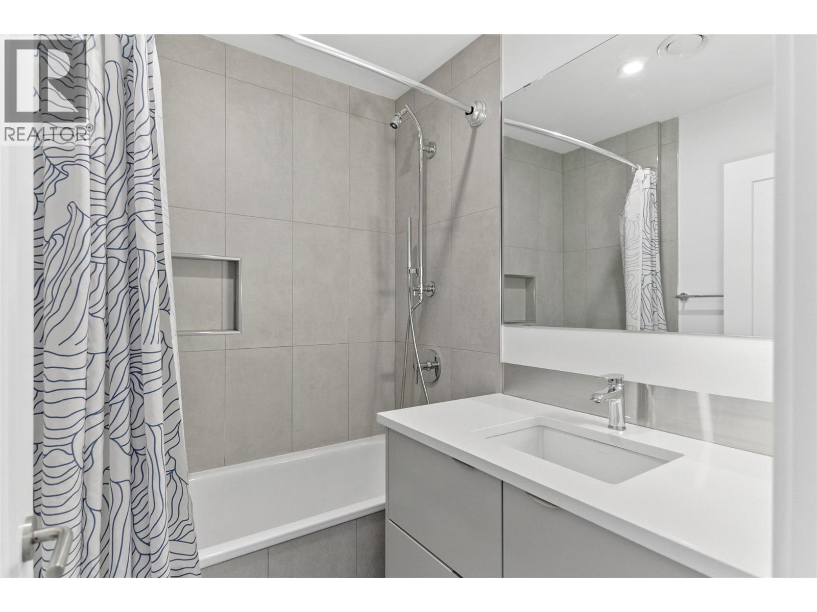 410 Fourth Street W, Revelstoke, British Columbia  V0E 2S0 - Photo 49 - 10390521