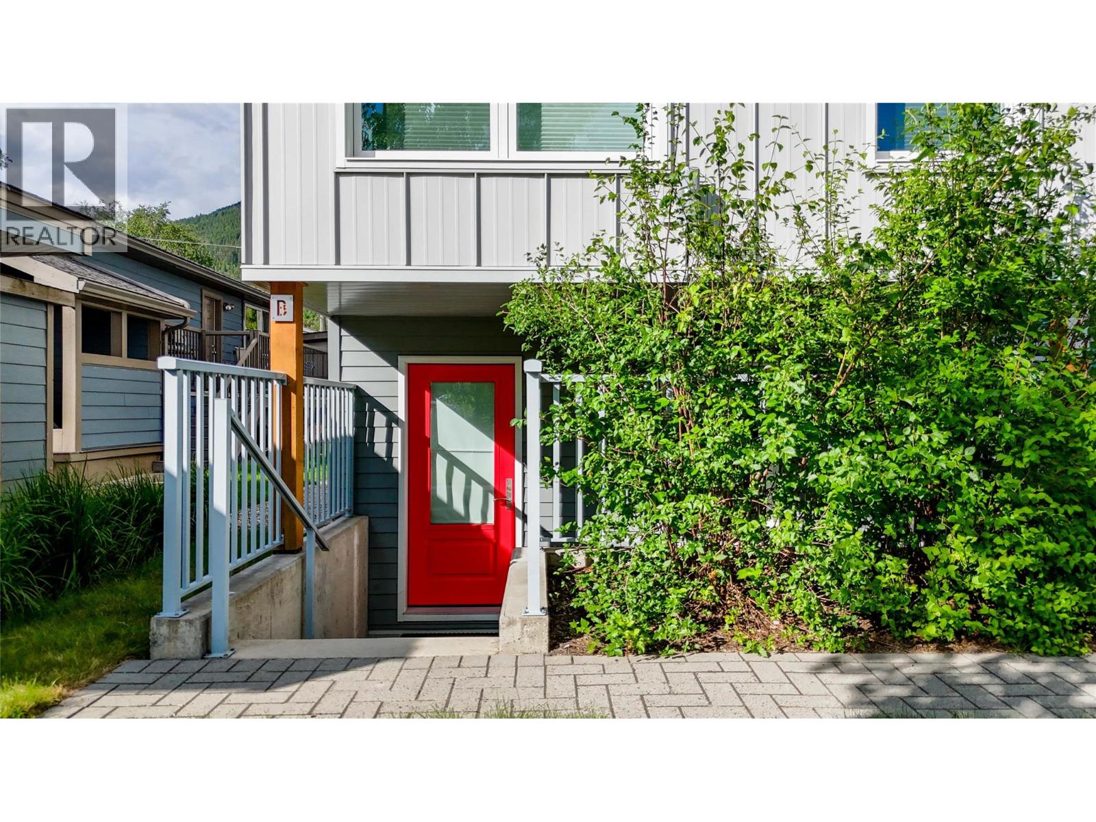 410 Fourth Street W, Revelstoke, British Columbia  V0E 2S0 - Photo 56 - 10390521