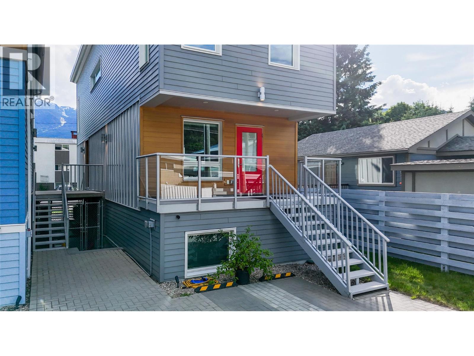 410 Fourth Street W, Revelstoke, British Columbia  V0E 2S0 - Photo 59 - 10390521