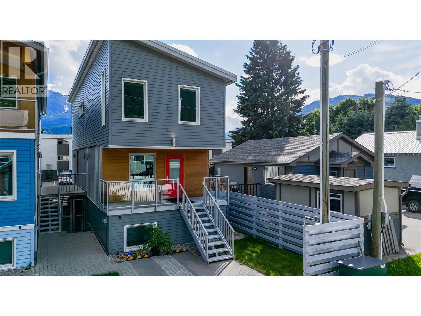 410 Fourth Street W, Revelstoke, British Columbia  V0E 2S0 - Photo 60 - 10390521
