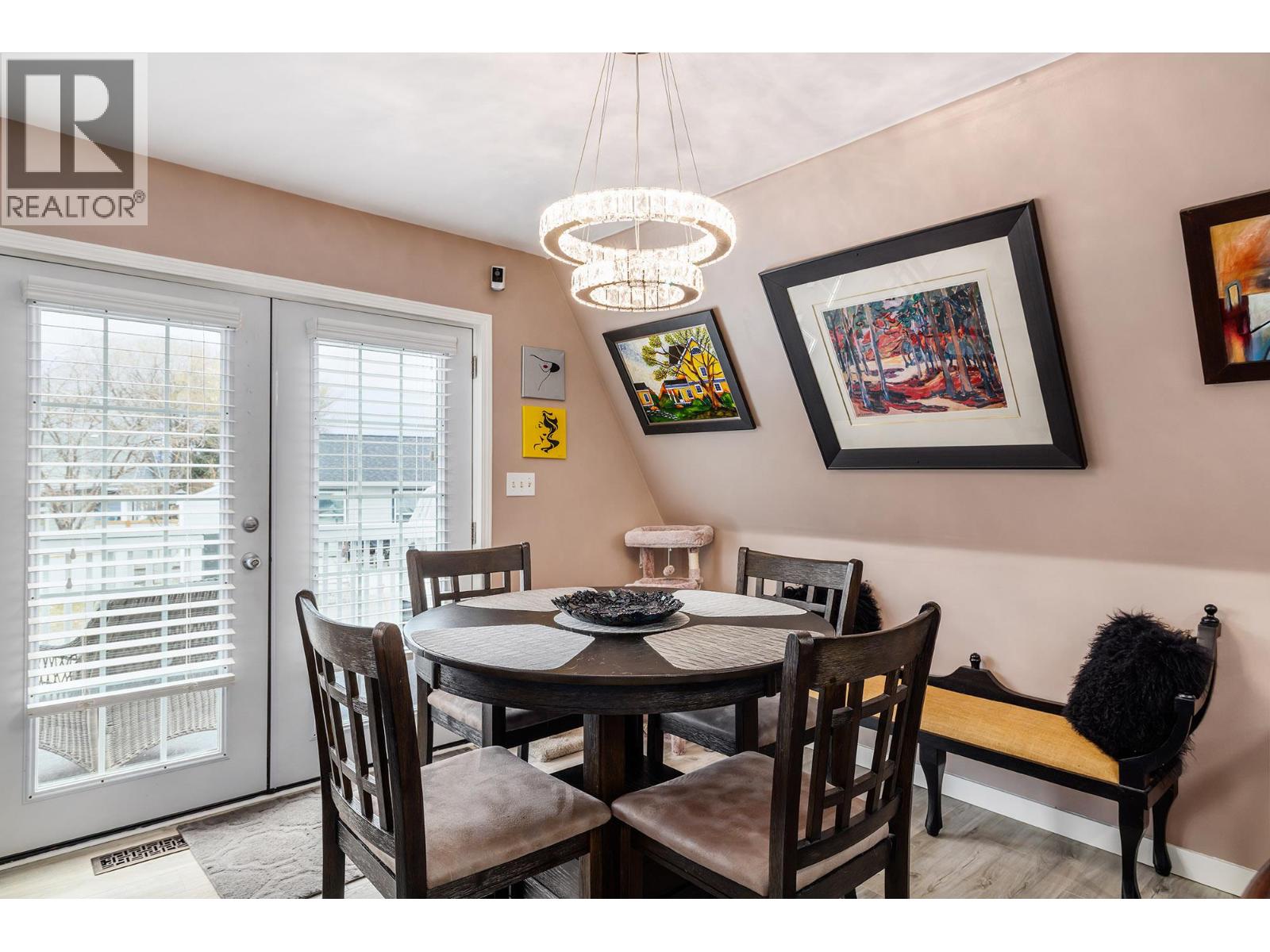 682 Cougar Street, Vernon, British Columbia  V1H 2A1 - Photo 6 - 10391265