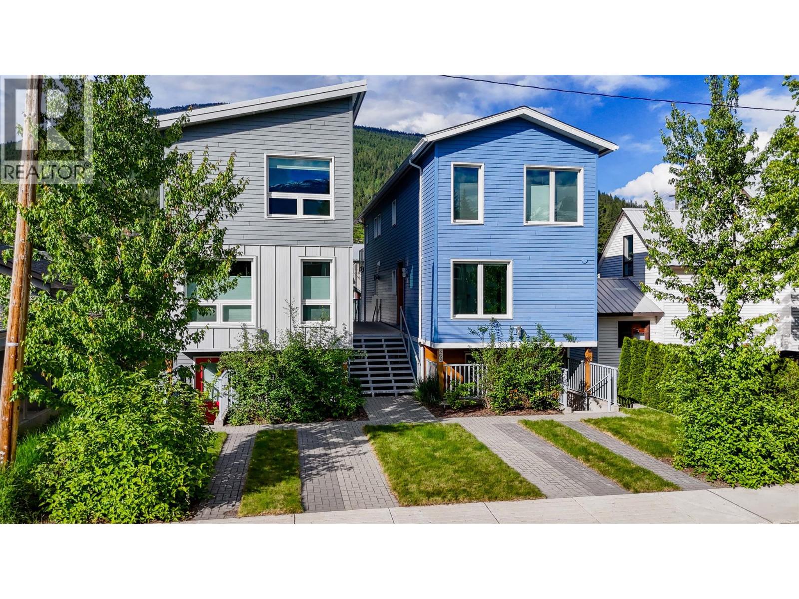 408 Fourth Street W, revelstoke, British Columbia