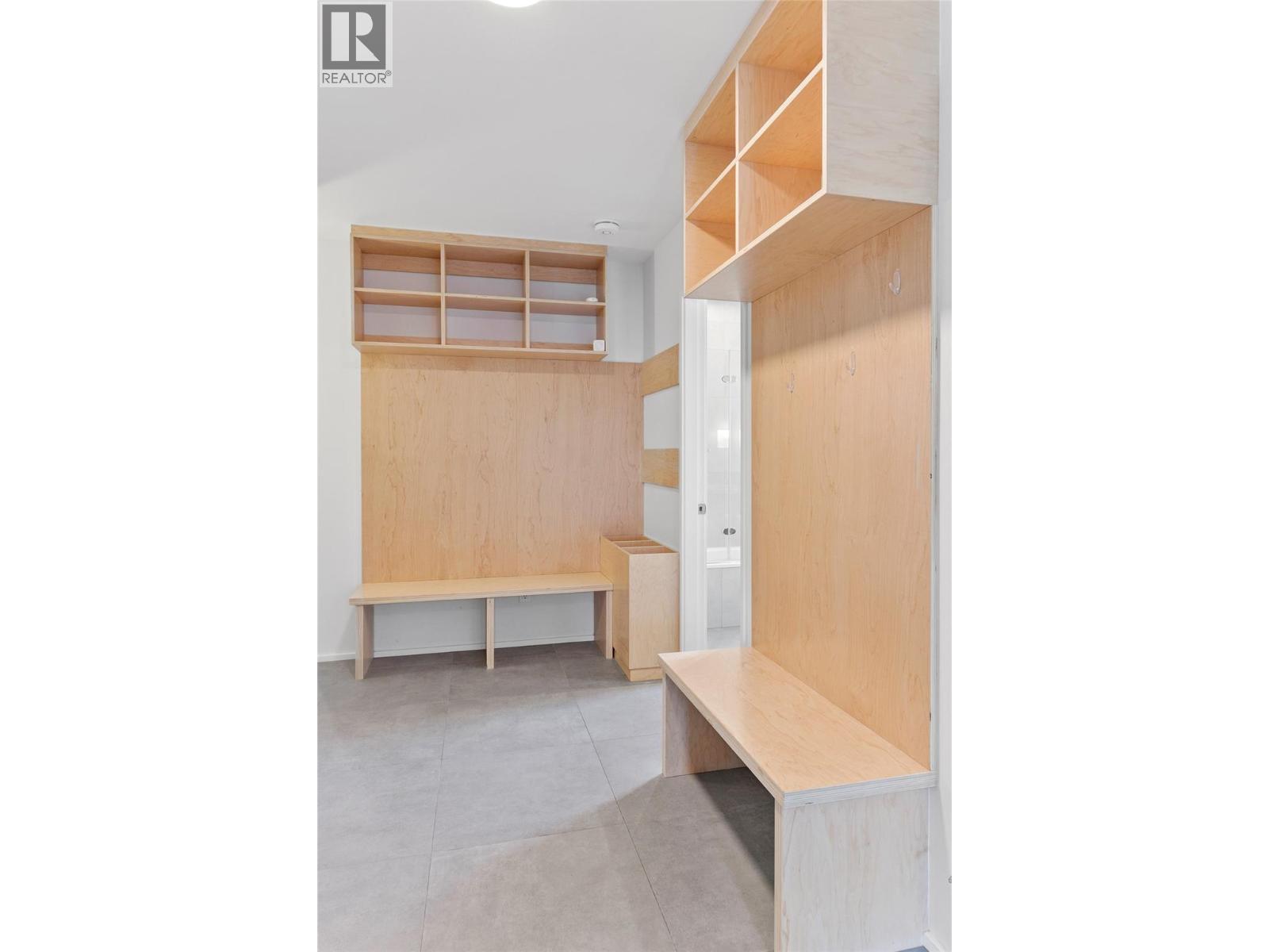 408 Fourth Street W, Revelstoke, British Columbia  V0E 2S0 - Photo 29 - 10390523