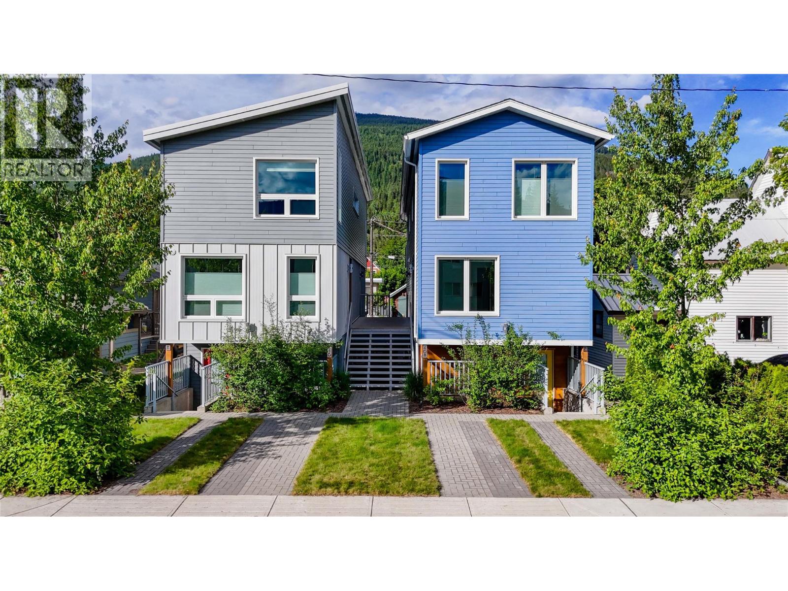 408 Fourth Street W, Revelstoke, British Columbia  V0E 2S0 - Photo 3 - 10390523