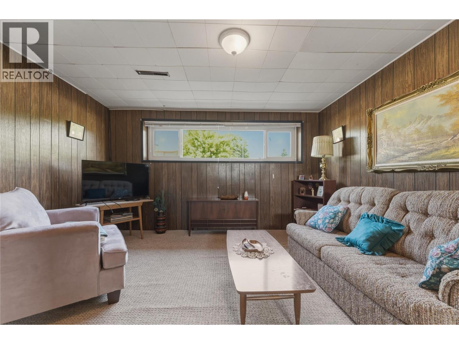 4300 16 Avenue, Vernon, British Columbia  V1T 6P4 - Photo 23 - 10389351