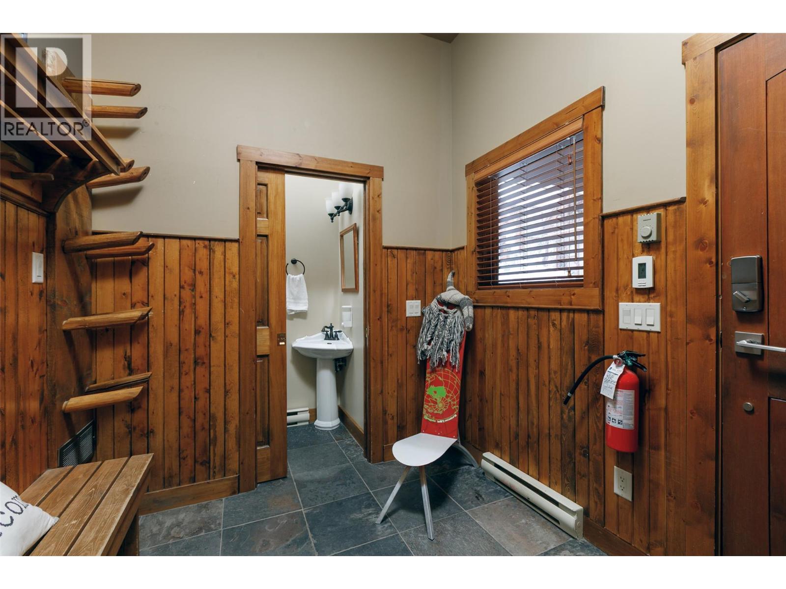 65 Forest Lane Unit# B, Big White, British Columbia  V1P 1T4 - Photo 6 - 10391063