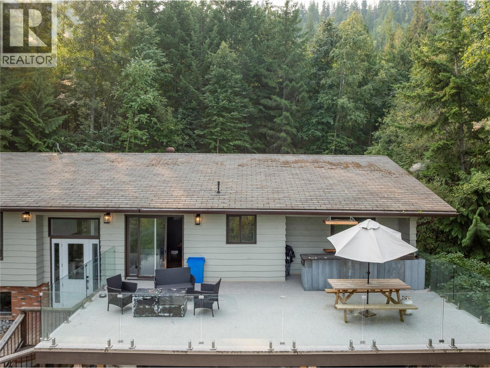 4018 Greaves Road, Eagle Bay, British Columbia  V0E 1T0 - Photo 6 - 10391107