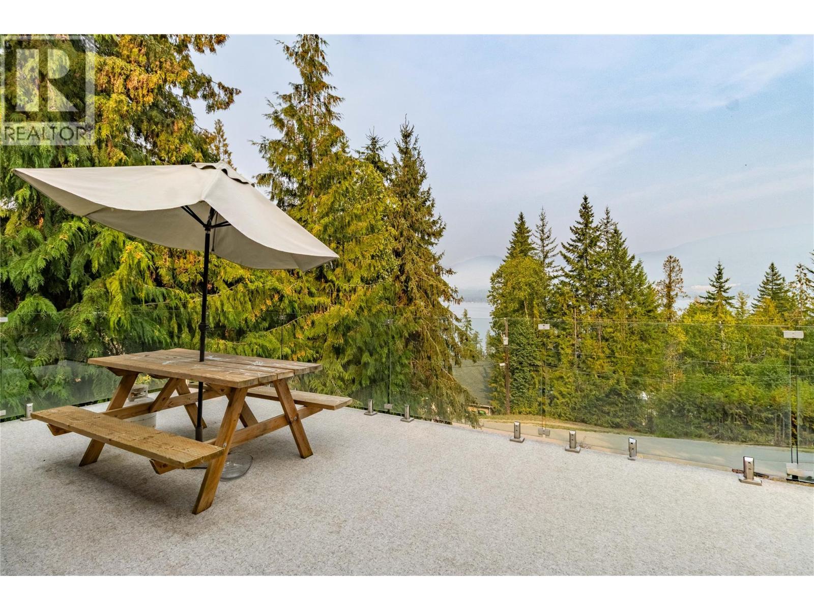 4018 Greaves Road, Eagle Bay, British Columbia  V0E 1T0 - Photo 8 - 10391107